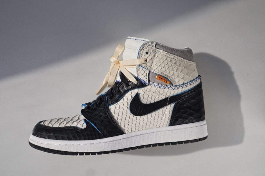 Union AJ1 Black and White