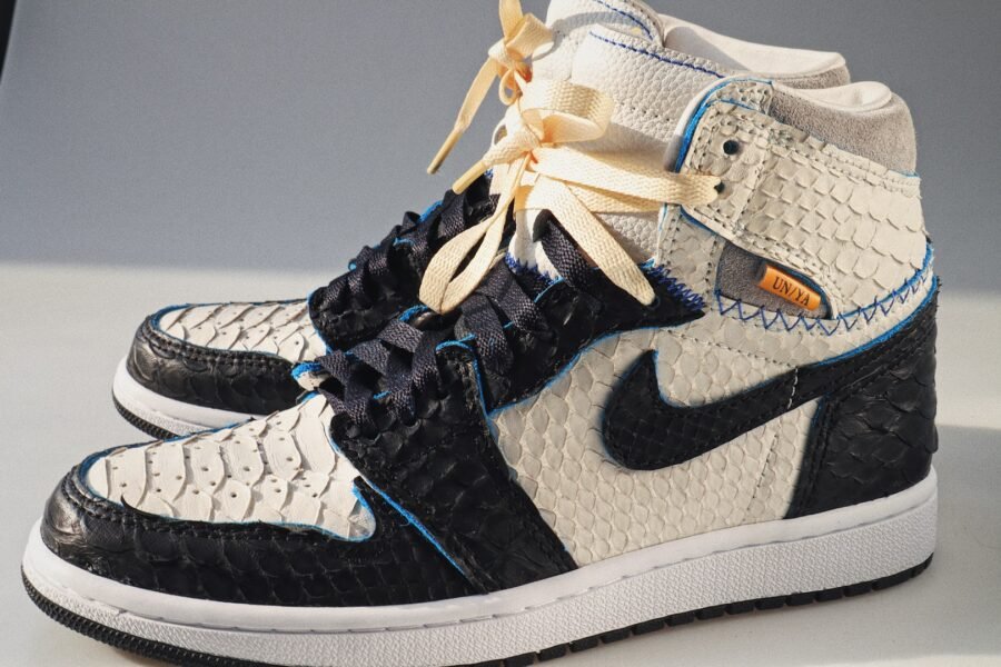 Union AJ1 Black and White - Image 4
